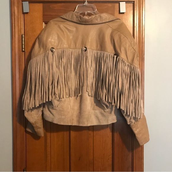 G-III VINTAGE tan leather fringe jacket - Picture 6 of 14